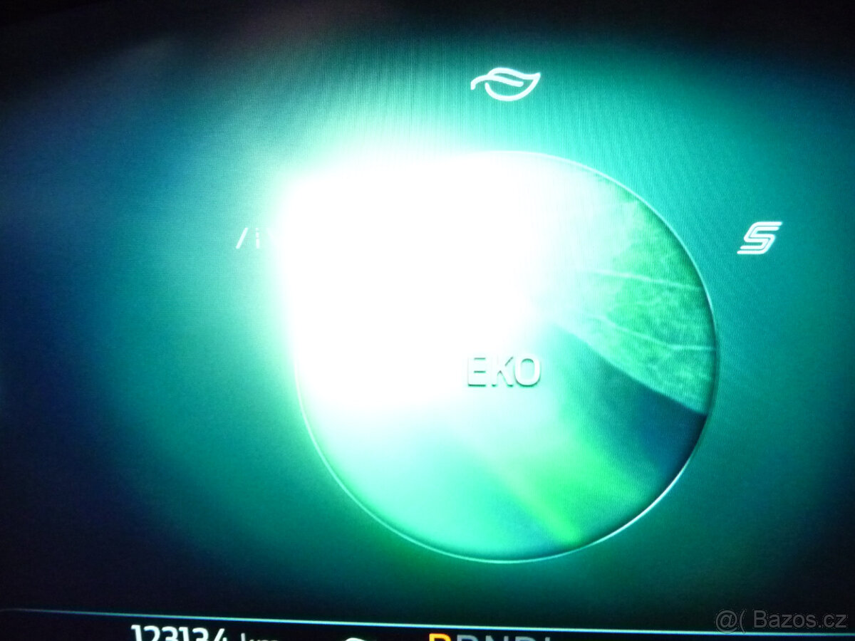 Ford Focus 1.5 TDCi 88 kw Titanium X Plus DSG po 1.majitel - 11