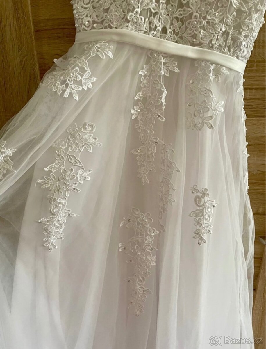 Boho svatební šaty s krajkou - 11
