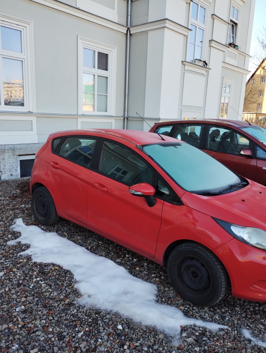 Ford Fiesta - 11