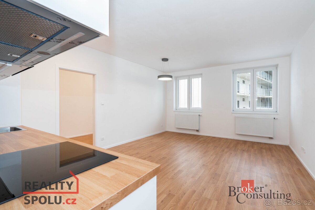 Prodej, byty/3+kk, 66 m2, Říční 2368/5, Předměstí, 56802 Svi - 11