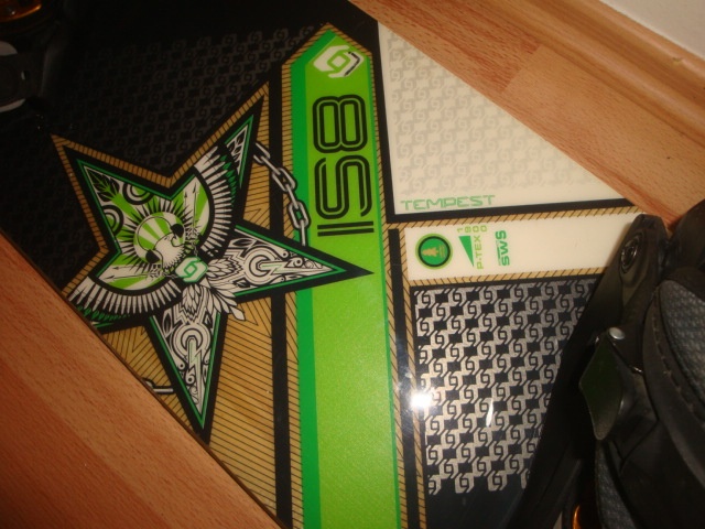 Snowboard s vázáním Salomon - Generic - Stuf - Flow - 11