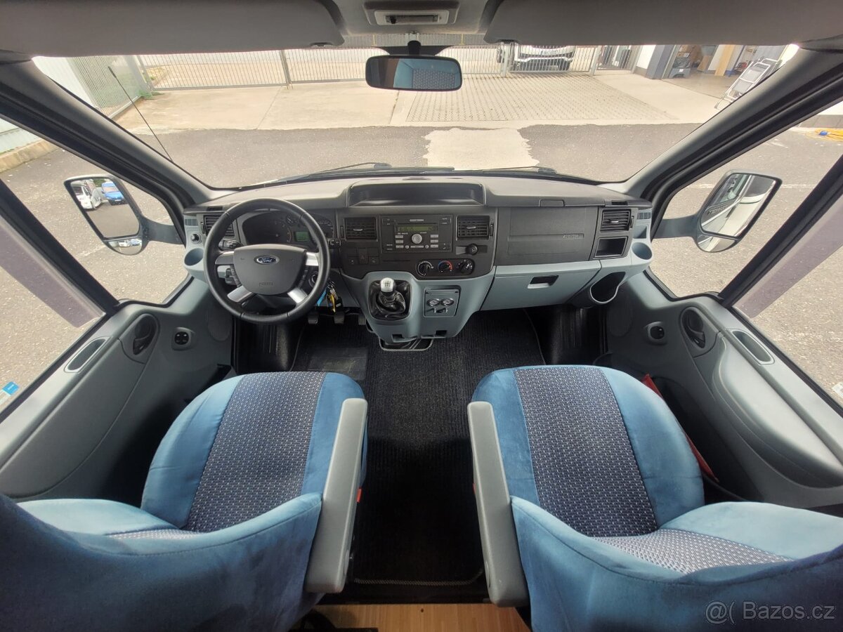 Ford 2.2TDCi 140PS LMC Breezar A694G, zimní paket - 11