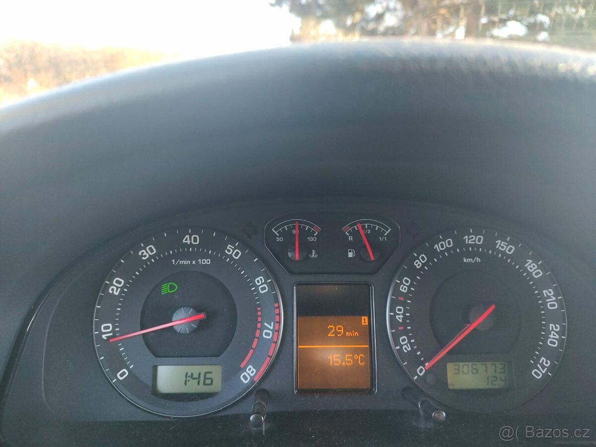 Škoda Superb 2.8 rok 2005 - 11