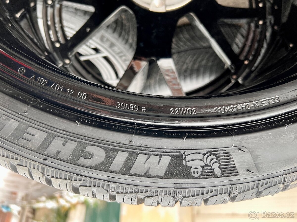 Mercedes R21 Mercedes GT AMG 2door Zimní Michelin - 11