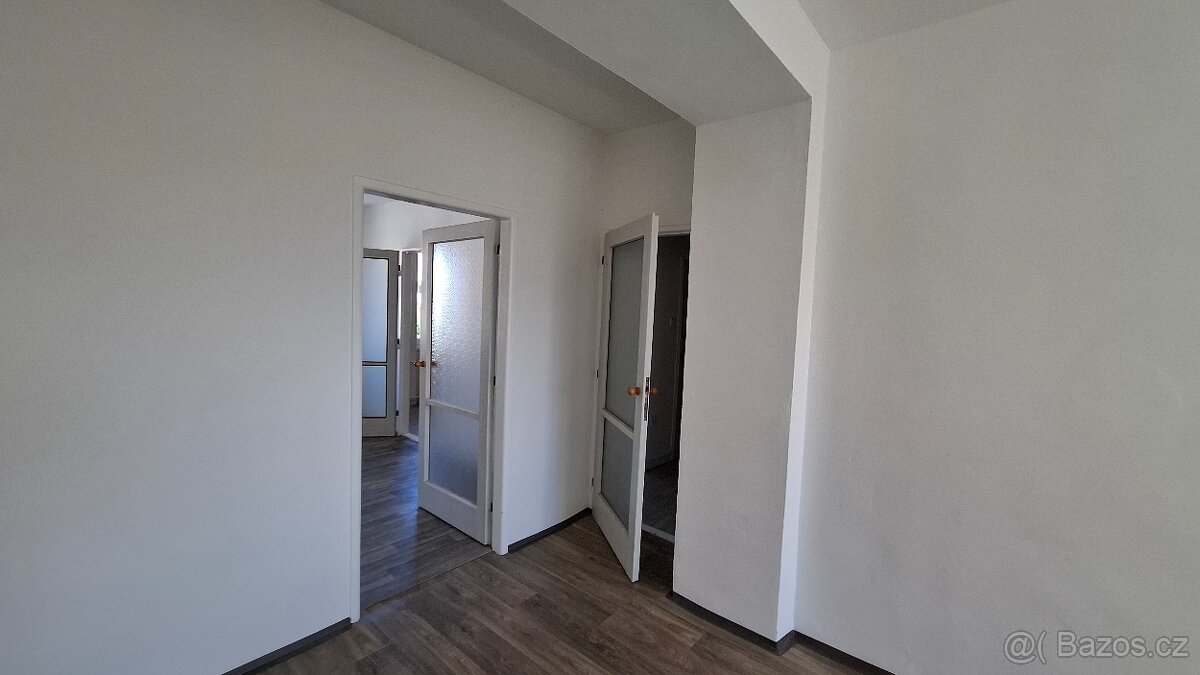 Pronájem bytu 2+1, ul. Nerudova, Jirkov - 11