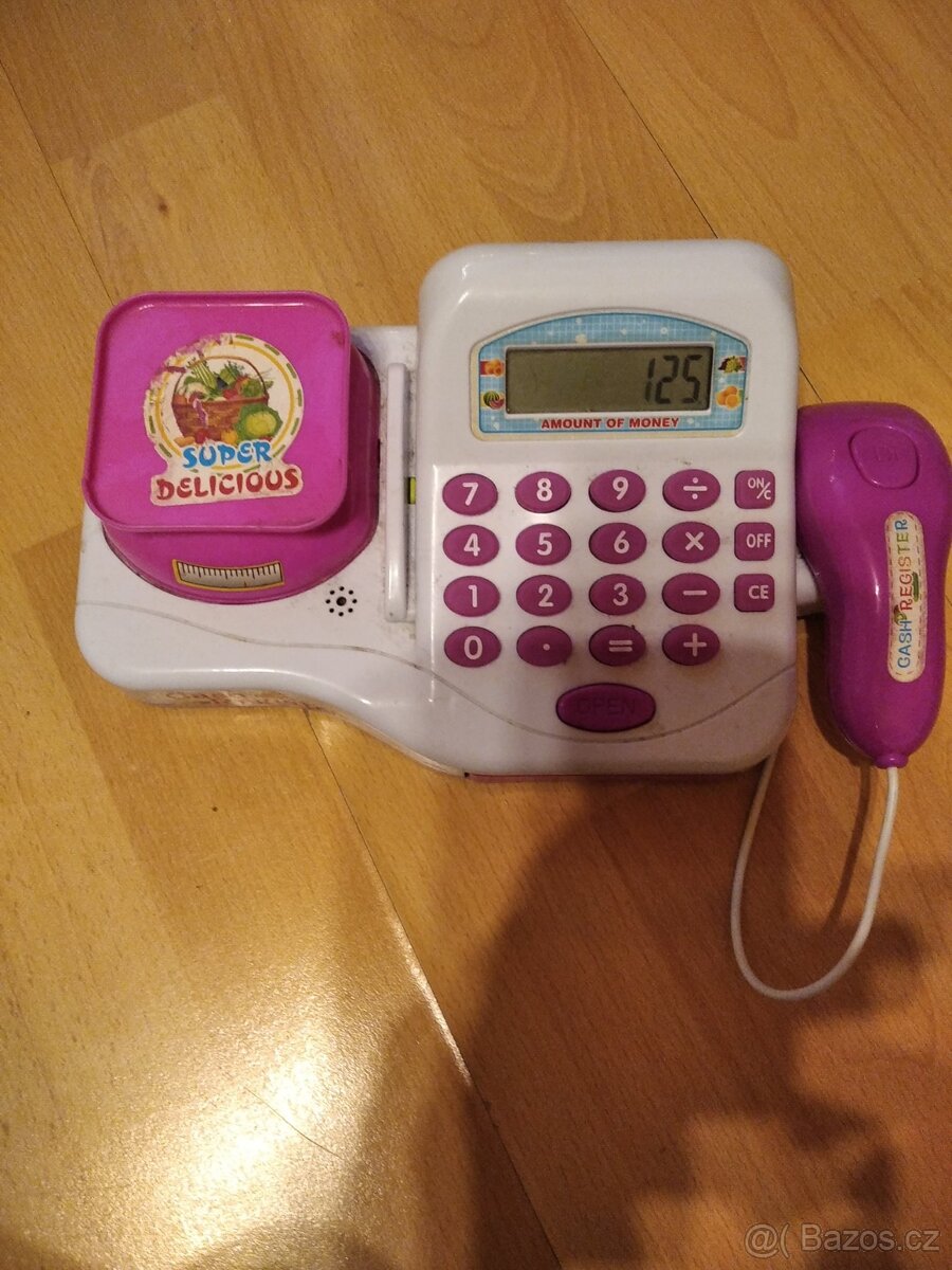 Hračky a různé společenské hry - 11