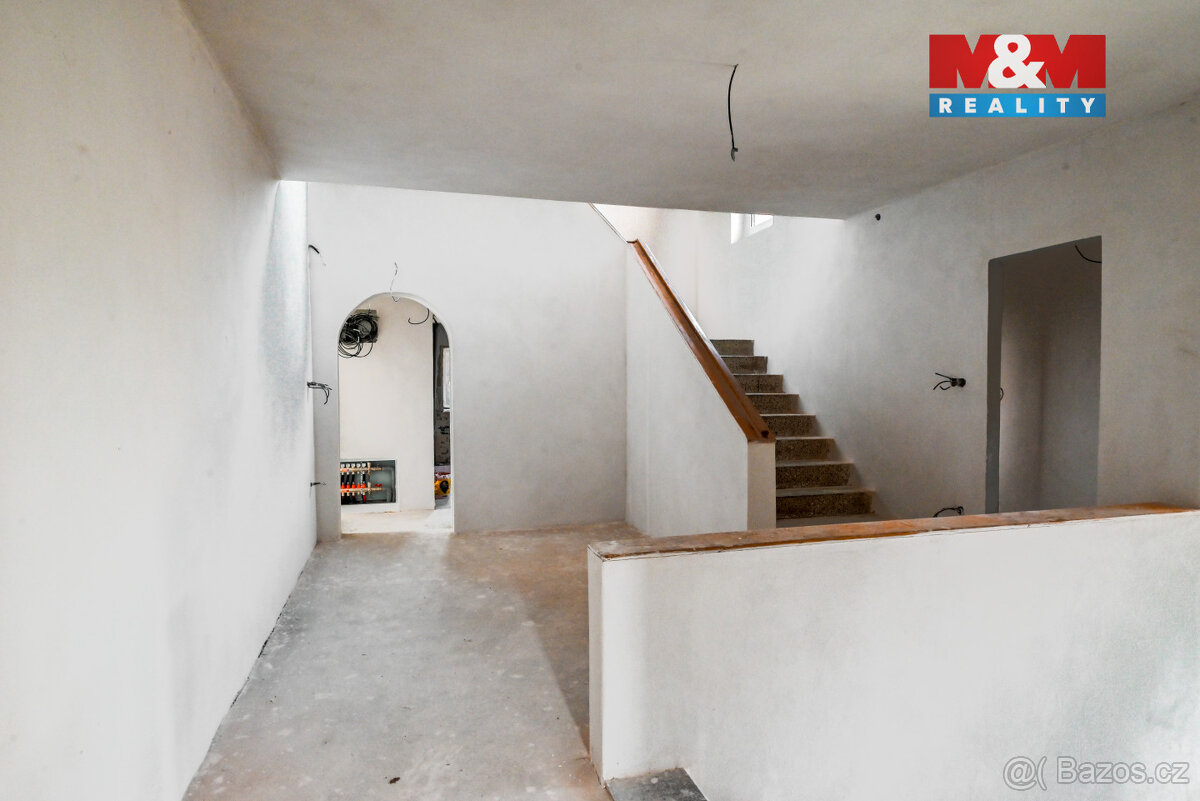 Prodej rodinného domu, 270 m², Dobšice - 11