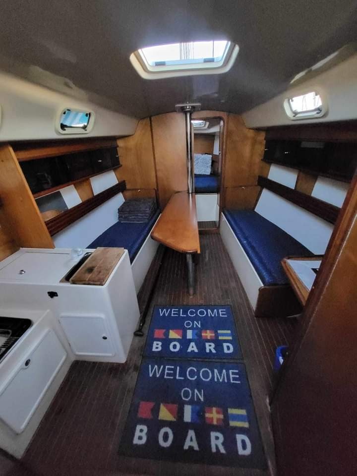 Prodám kajutovou plachetnice avar 32 - 11