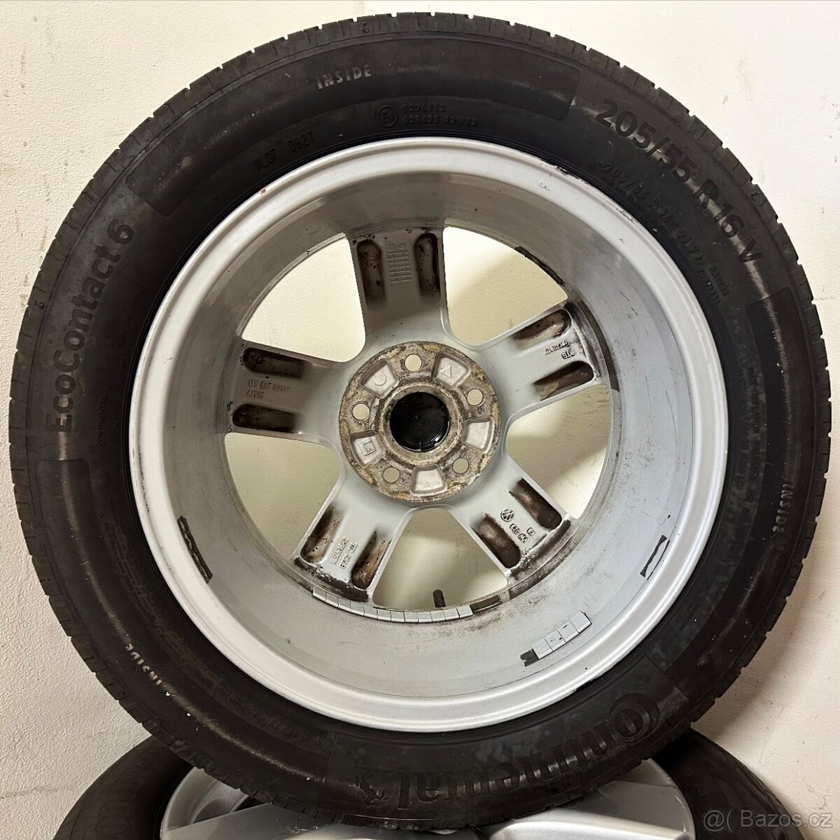 VW TOURAN/GOLF 5x112 R16 ET50+LETNÍ 205/55R16 6mm - 11