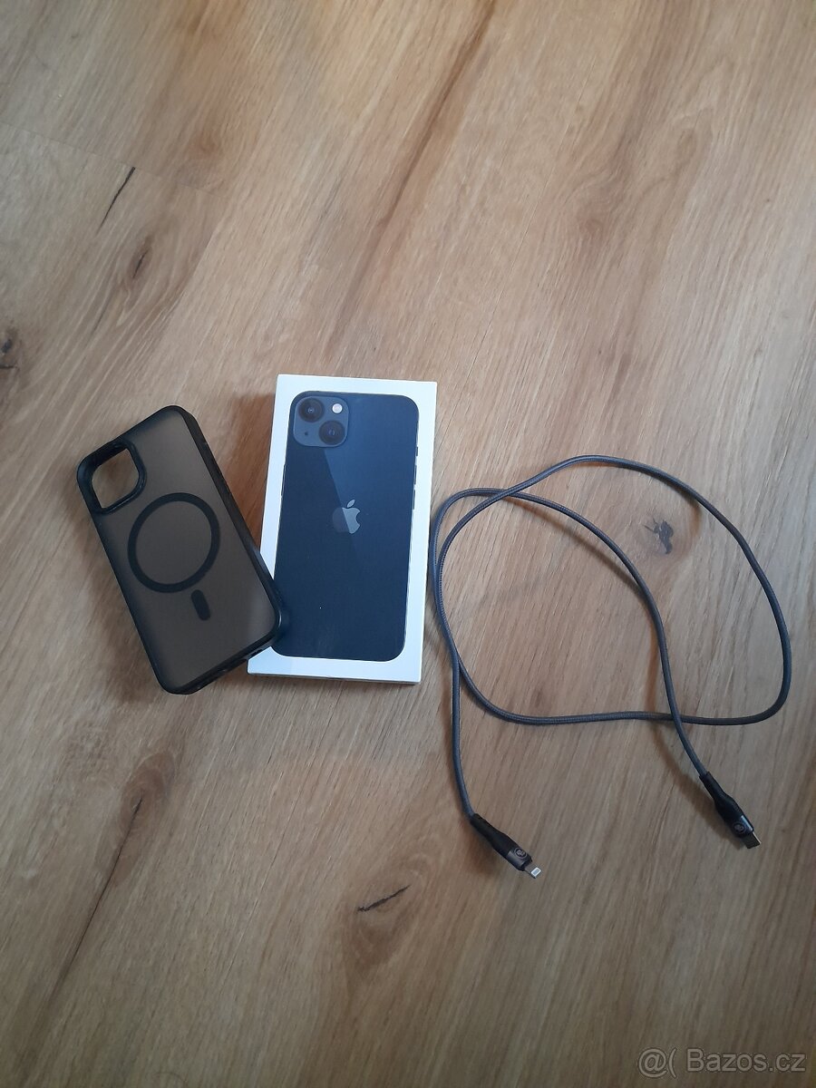Iphone 13 128gb Midnight top stav - 11