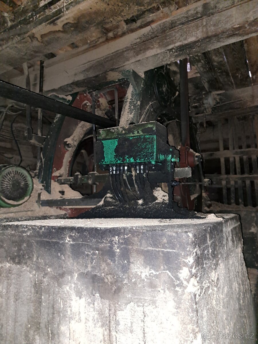 Vybavení pilnice - 11