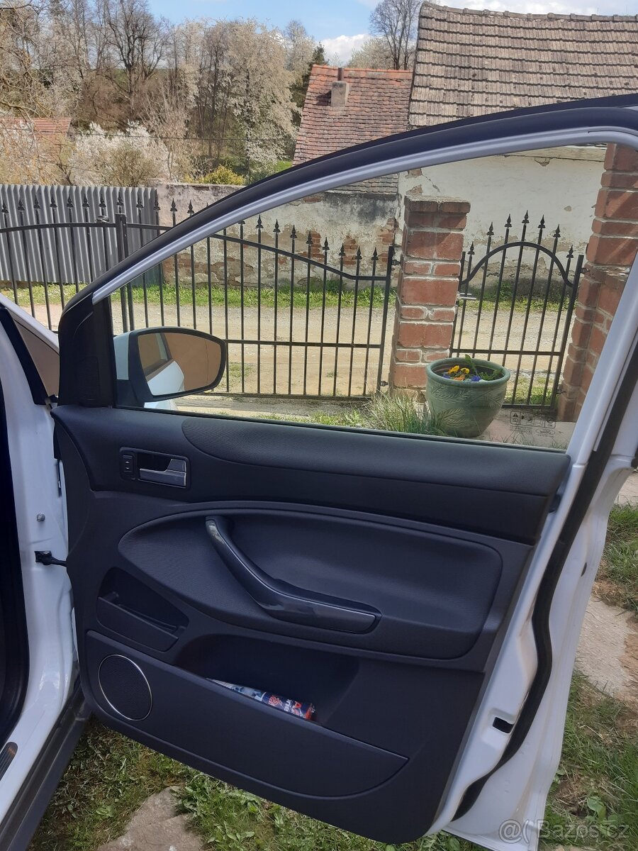 Ford Kuga 4x4 - 11