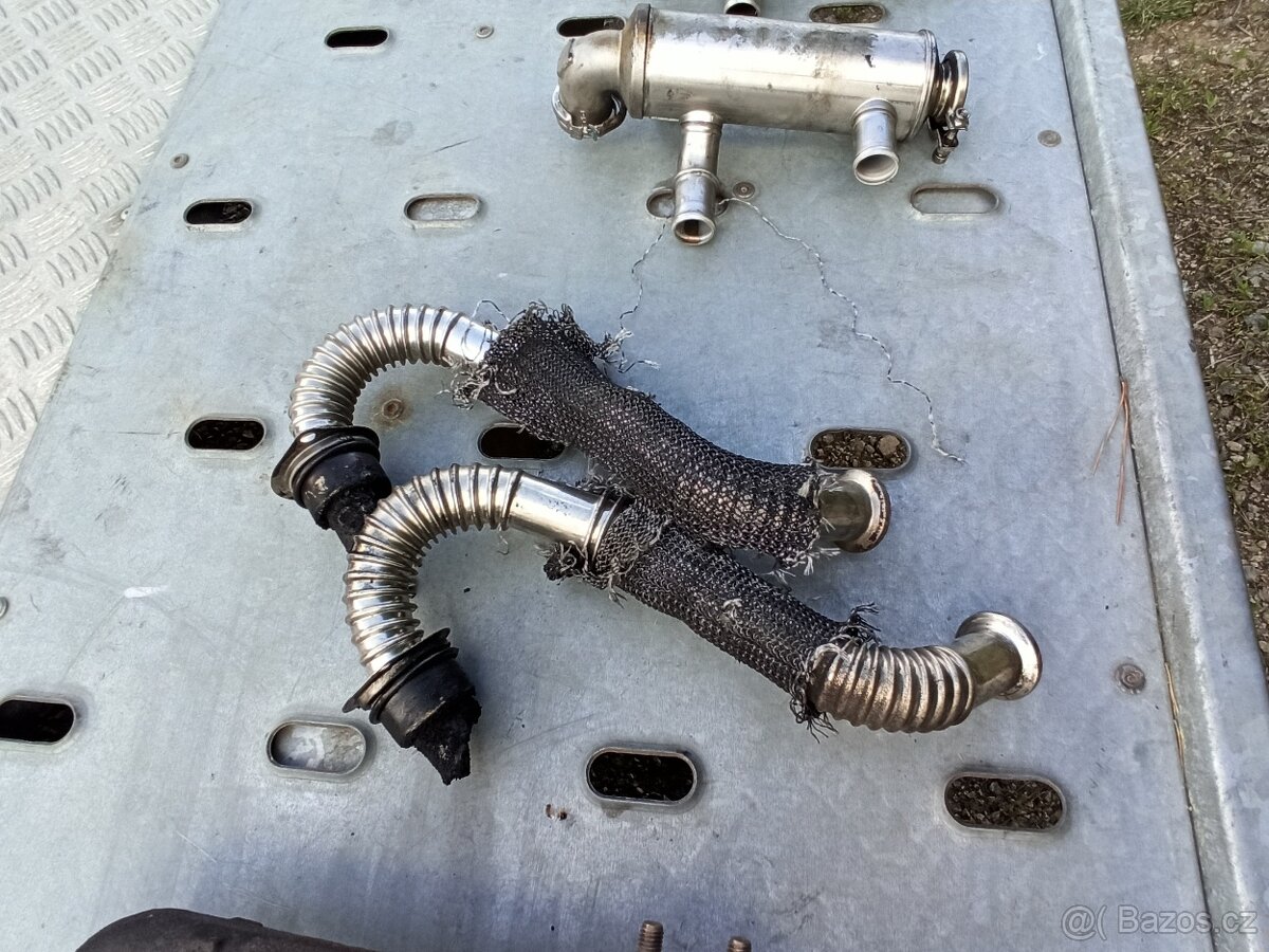 PŘÍSLUŠENSTVÍ MOTORU - CITROEN / PEUGEOT 1.6 HDi - 9HZ - 11