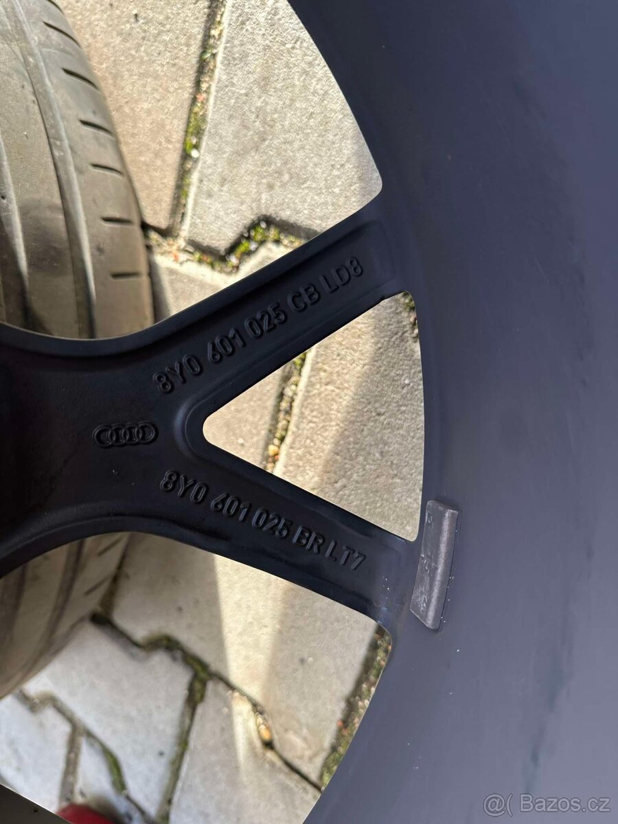 Orig disky AUDI RS3 8Y - R19 dvourozměr - 11