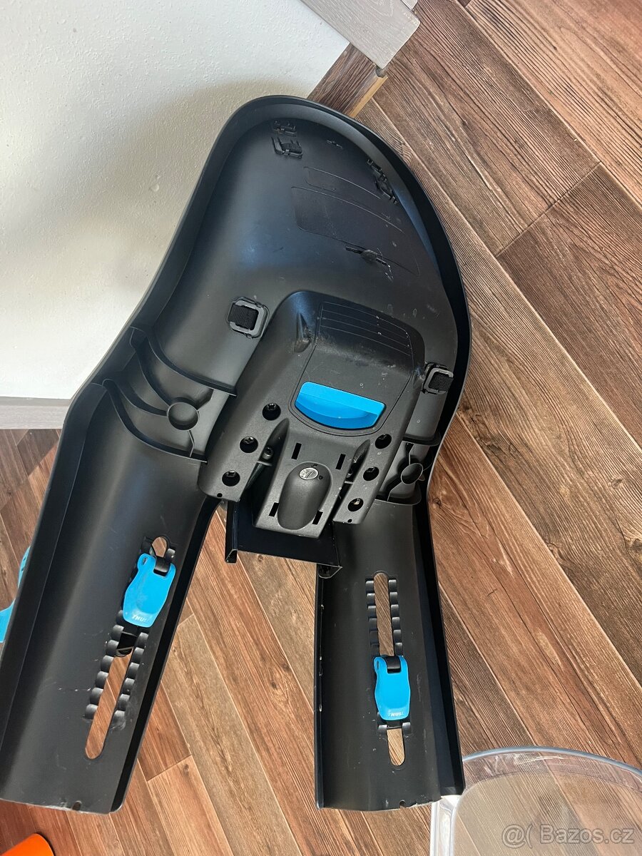 Přední Detska cyklosedacka thule se štítem - 11