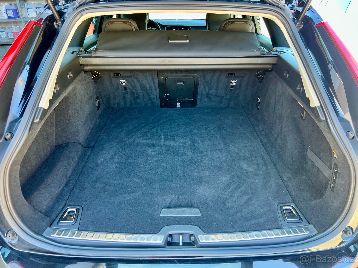 Volvo V90 2,0 T4 Drive-E R-Design Auto / 2019 - 11