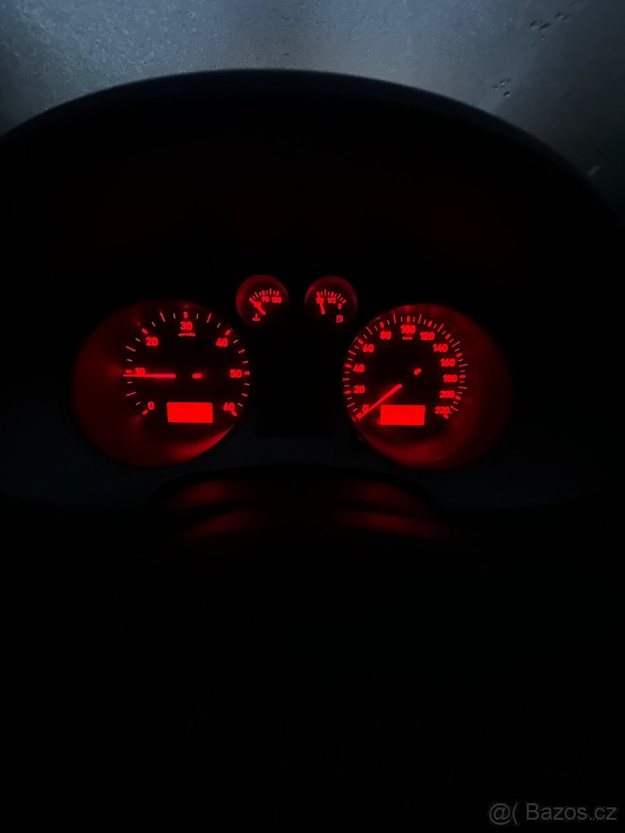 Seat Ibiza - 1.9 TDi / 74 Kw - 11