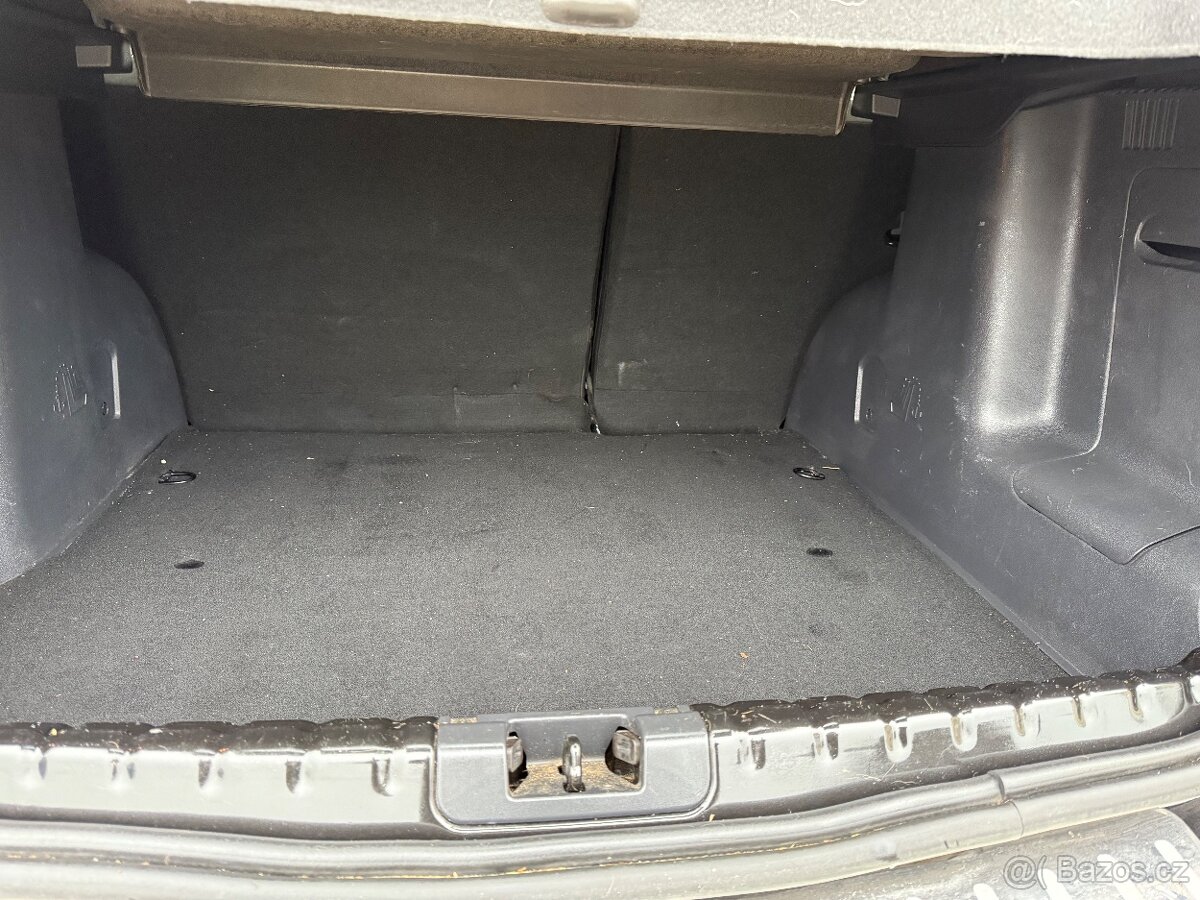 Dacia Duster 2017 1.6 benzin - 11