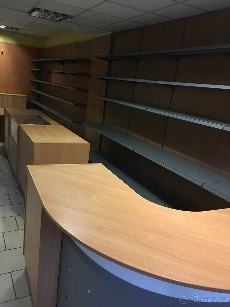 Prodejní regály, pult - 11