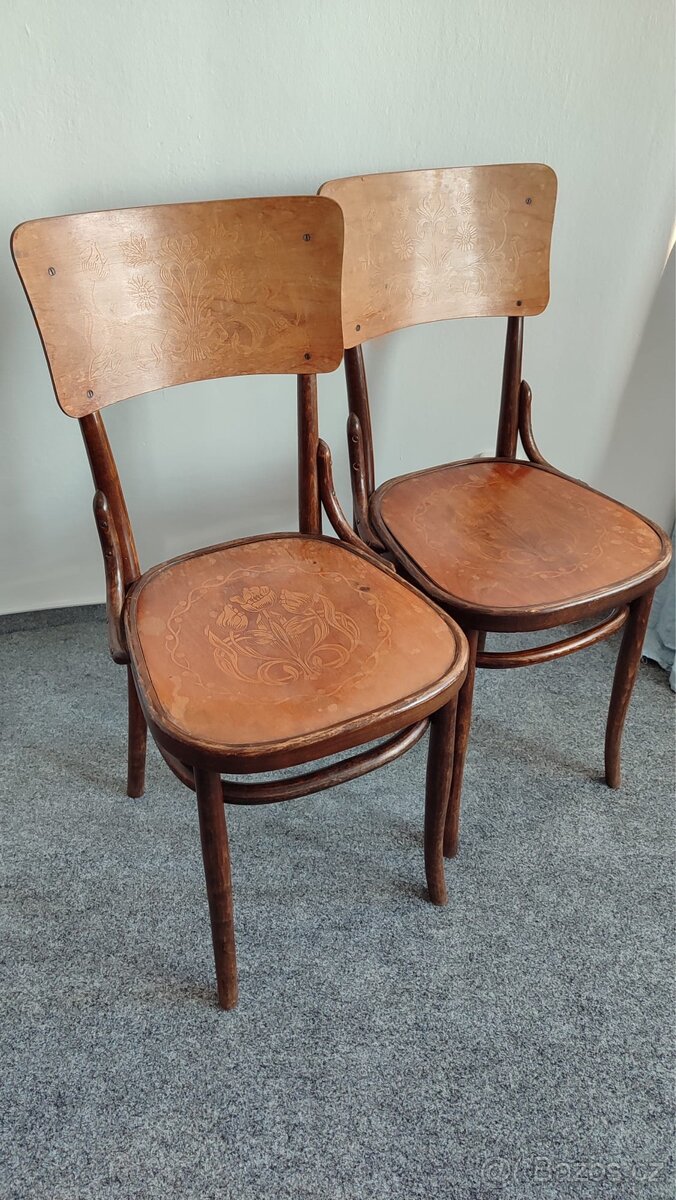 Dvě historické židle - 11