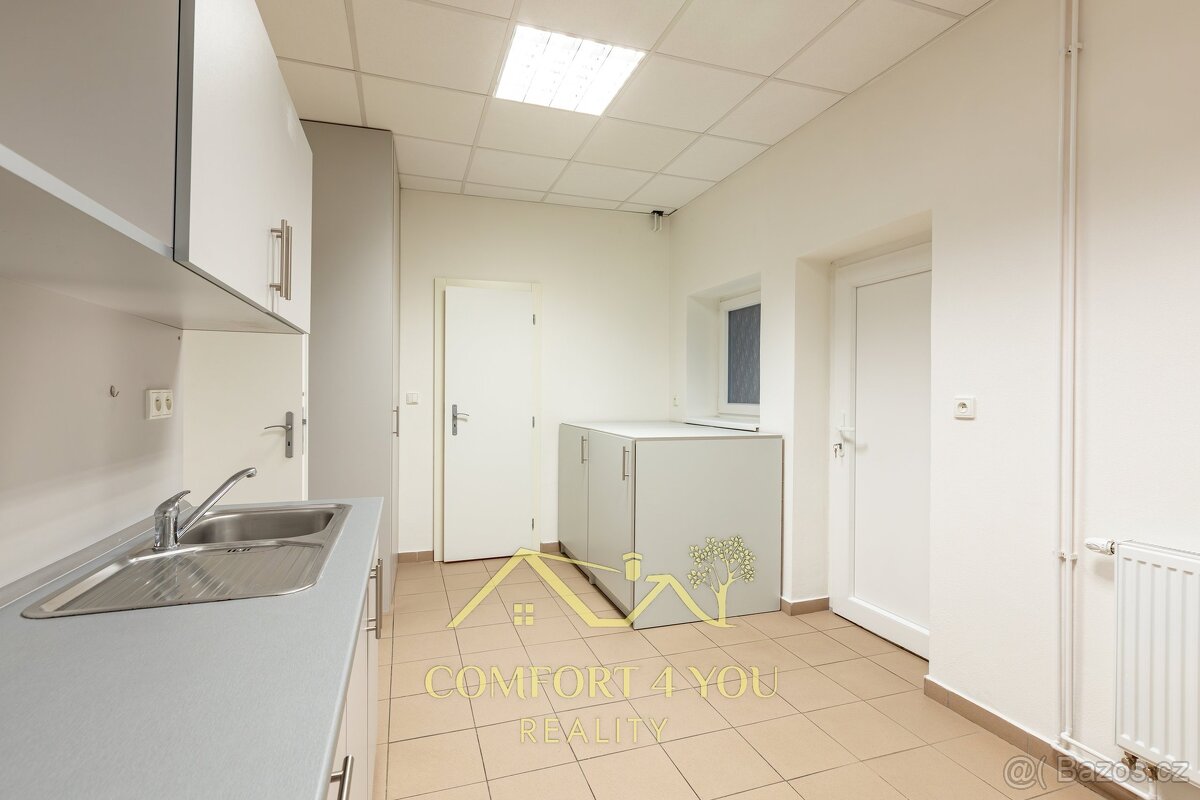 Prodej kanceláře 83 m², Znojmo, ev.č. 00023 - 11