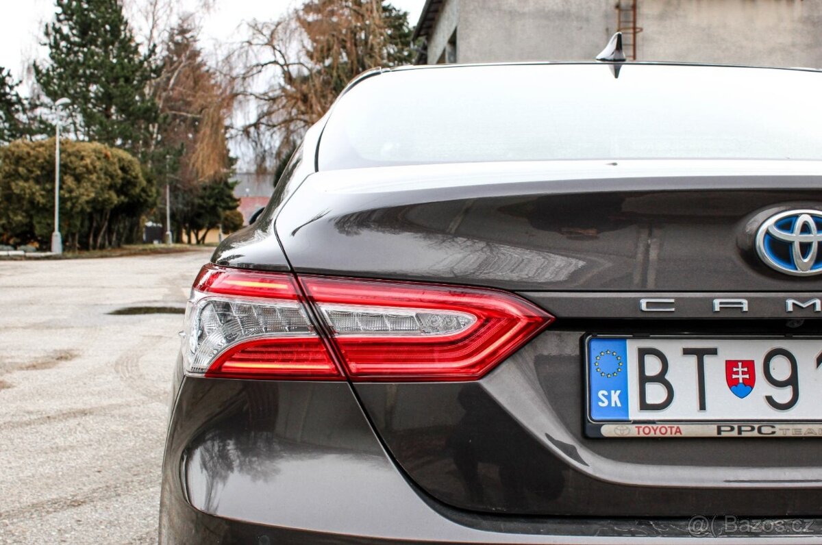 Toyota Camry 2.5 Hybrid Executive e-CVT - 11