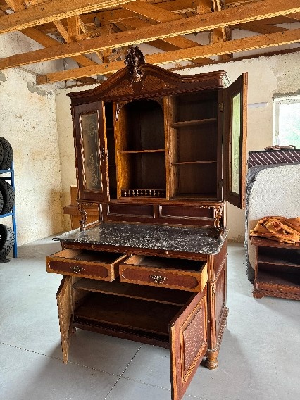 Sestava starožitného nábytku - 11