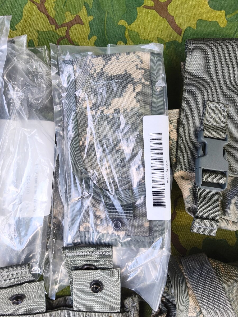 US army mix výstroje a doplňků - 11