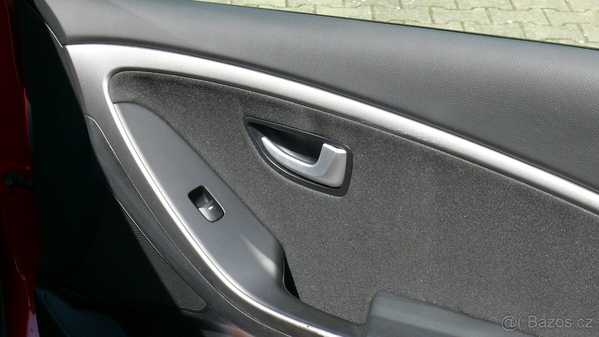 Hyundai i30 - 11