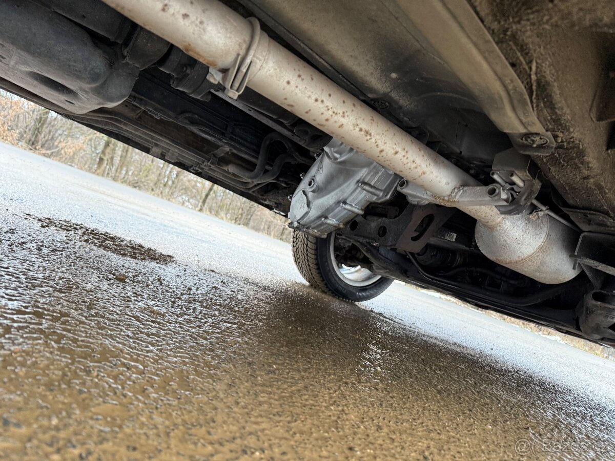 MERCEDES-BENZ VIANO 2.2 110 KW 4X4 LONG 1 MAJITEL 180 TKM - 11