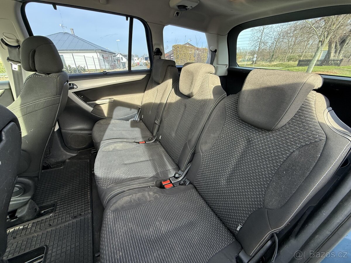 Citroën GRAND C4 PICASSO 1.6hdi 80Kw +Najeto 267TKM+7míst - 11