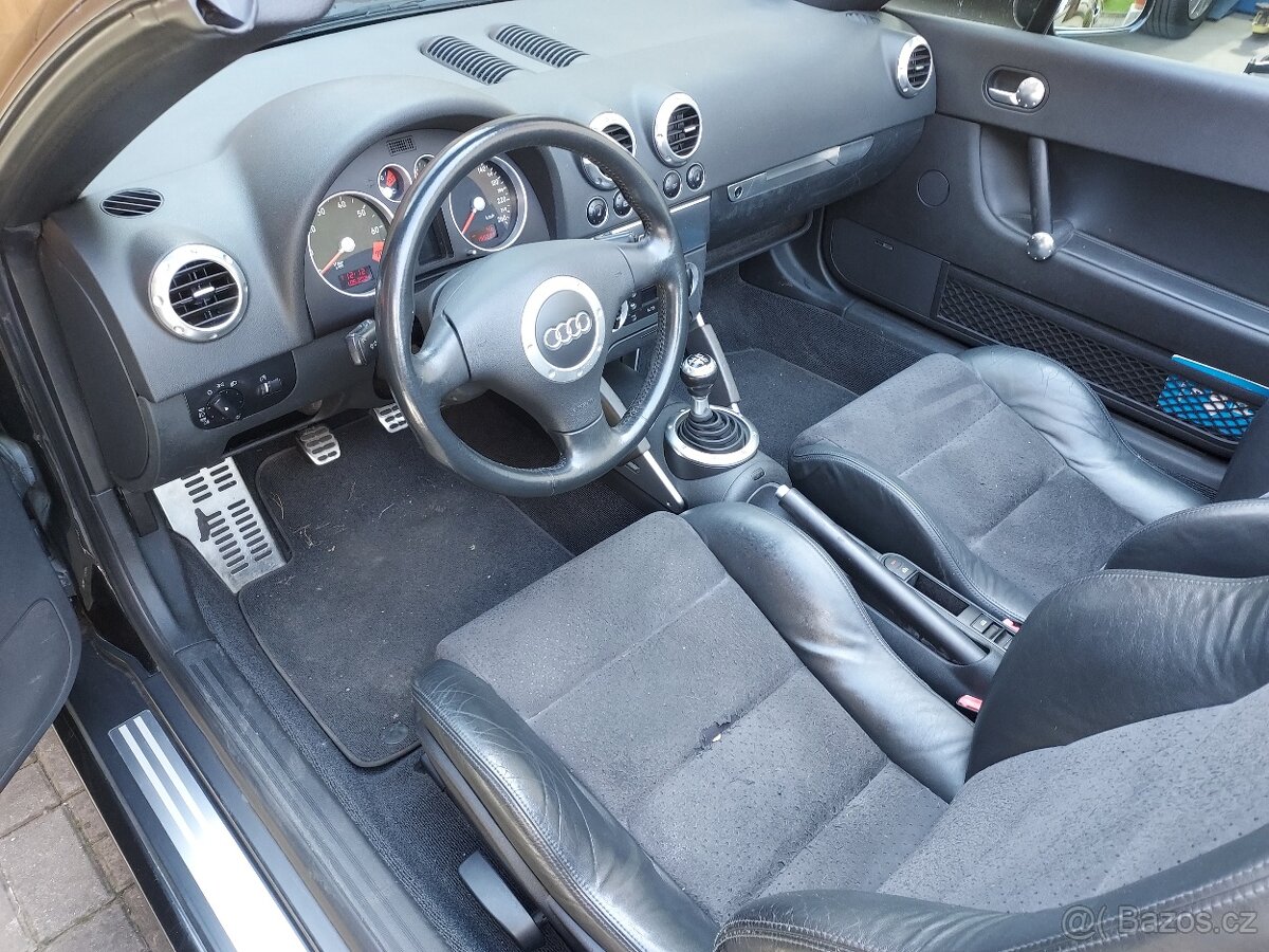 Audi TT 1.8 T Roadster - 11