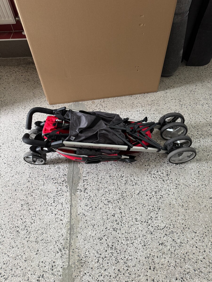 kočárek Chicco - 11