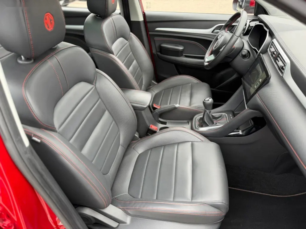 MG ZS, 1.0T MT ELEGANCE"PANORAMA OKNO - 11