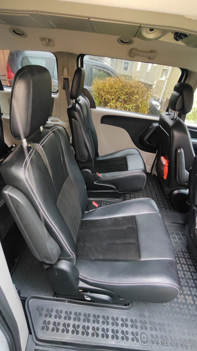 Dodge Grand Caravan 3,6 SXT LPG/benzín 211kW 7 míst - 11