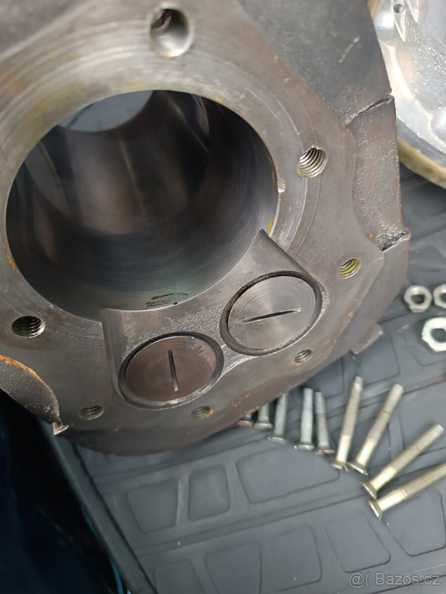 Motor K750 najeto 120km MT12 K750M Dněpr Ural - 11