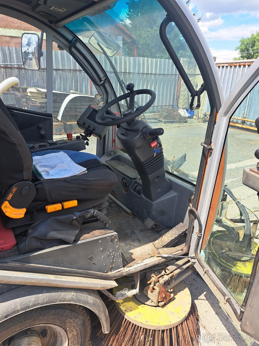 Bucher 2020 r.v.12/2006. - 11