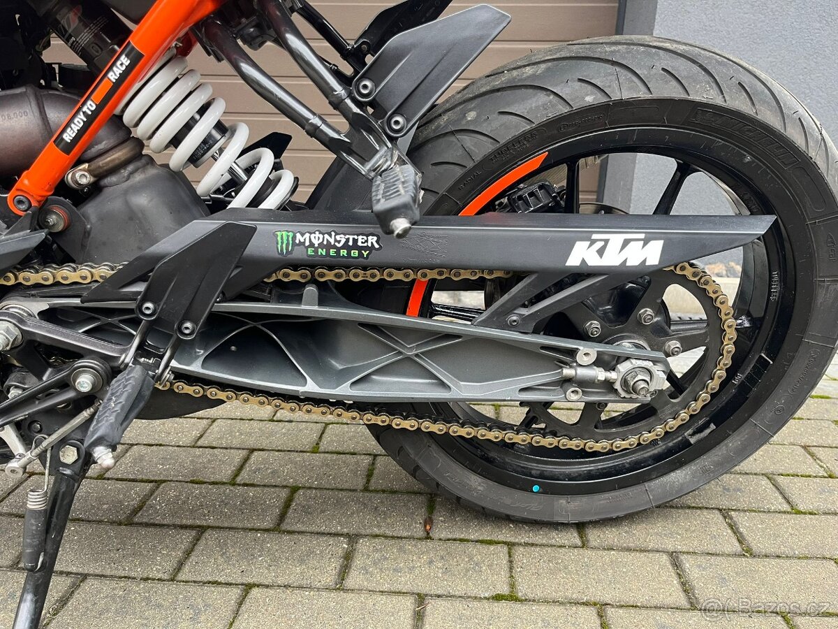 KTM Duke 125 2019 - 11