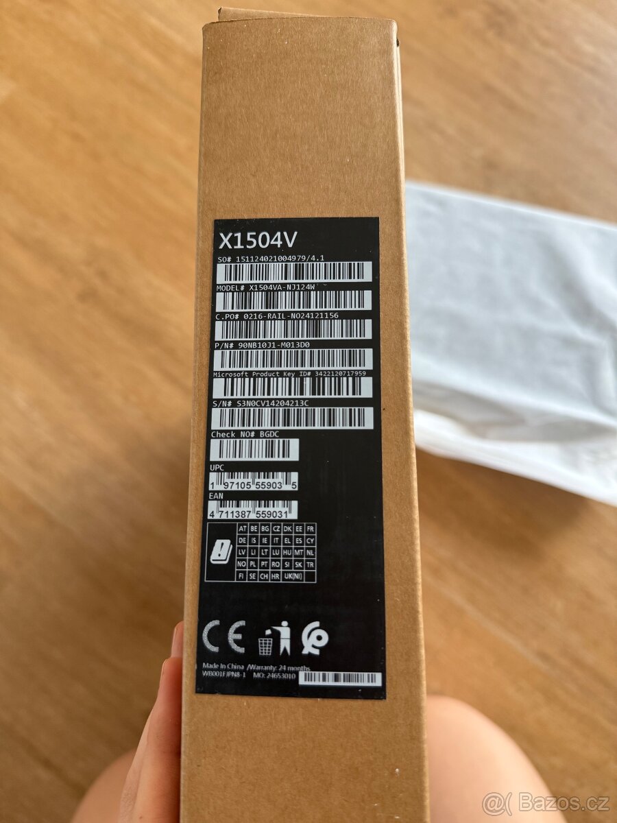 ASUS Vivobook 15 - 11