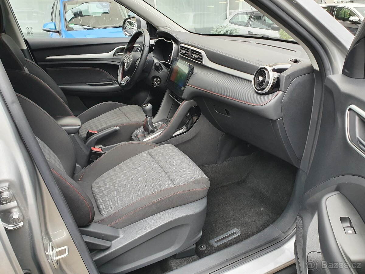 MG ZS 1.5 78kW 57tkm FULL LED DAB - záruka Autodraft - 11