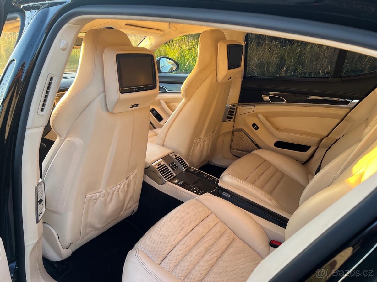Porsche Panamera Turbo S PCCB - 11