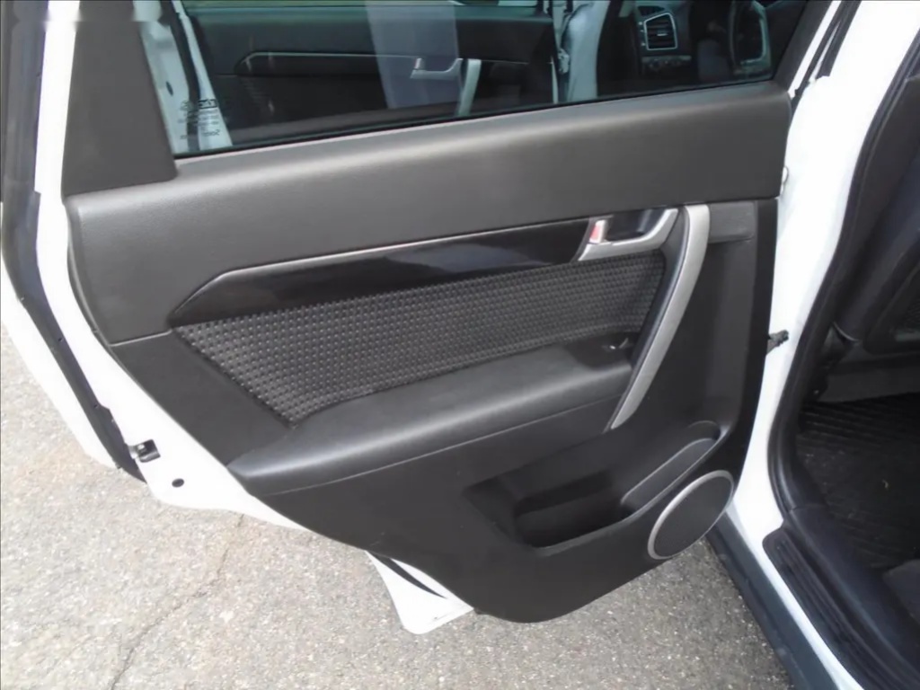 Chevrolet Captiva, 2,2 - 11