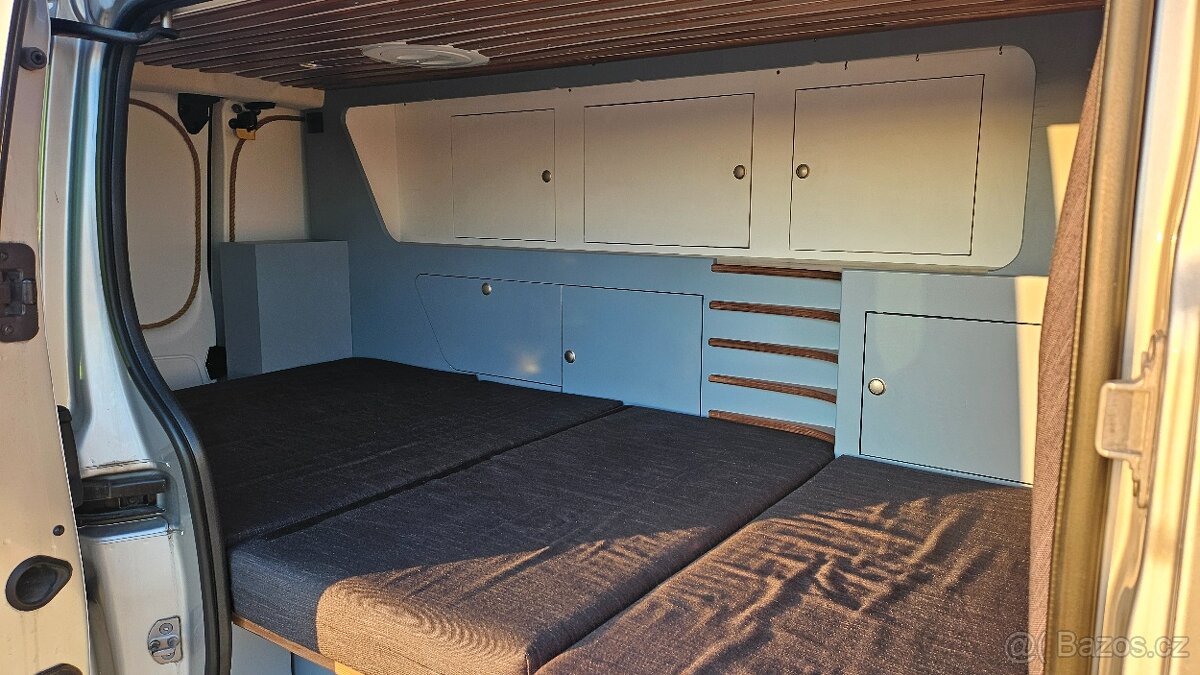 Prodám obytný Renault Trafic 1.6 dci (85kW) - 11