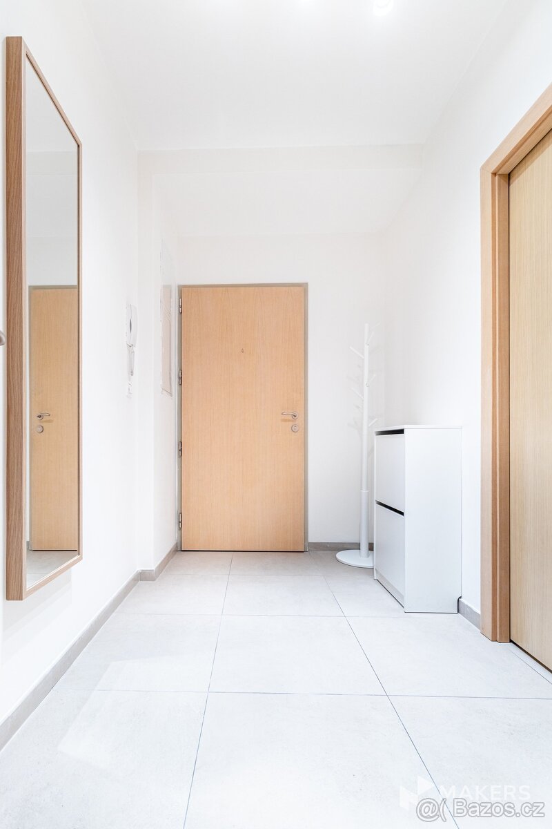 Pronájem útulného bytu 2+1 45 m², Praha 5 - Košíře, Vrchlick - 11