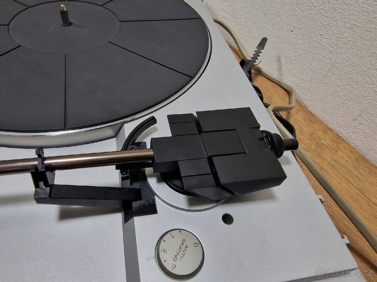 Gramofon Yamaha P-500 - 11