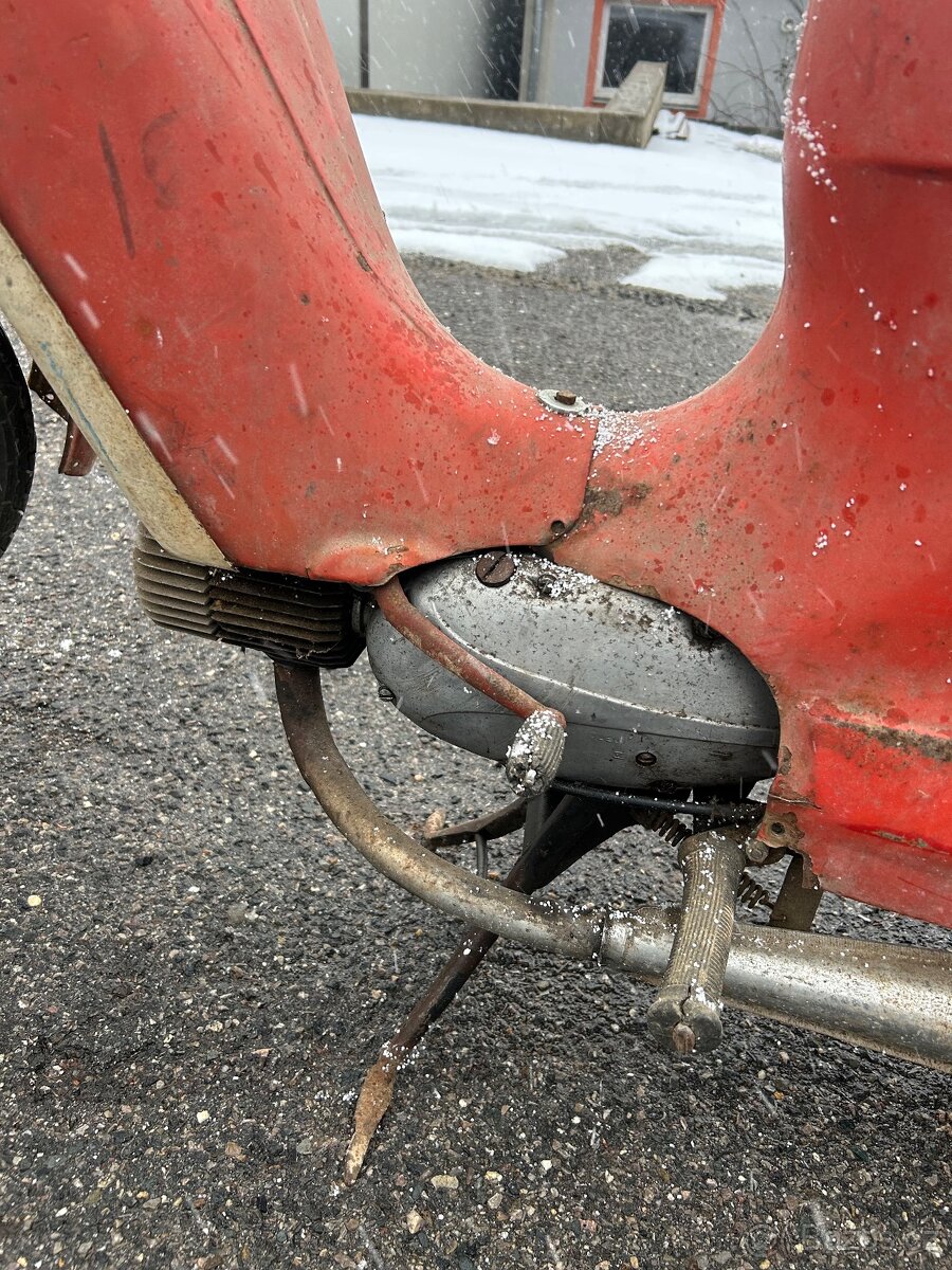 jawa pionýr 50 bez TP - 11