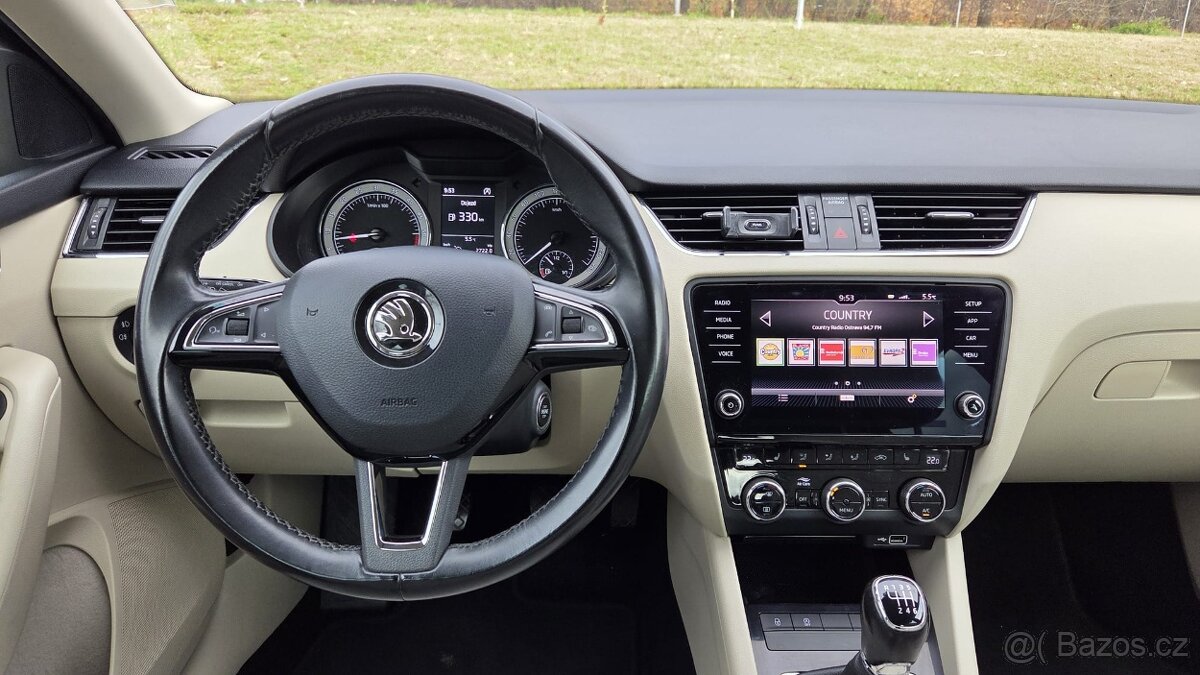 Škoda Octavia, Elegant 2,0 110 kW - 11