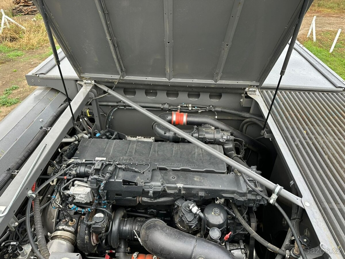 Kombajn Massey Ferguson Ideal 8.T - 11