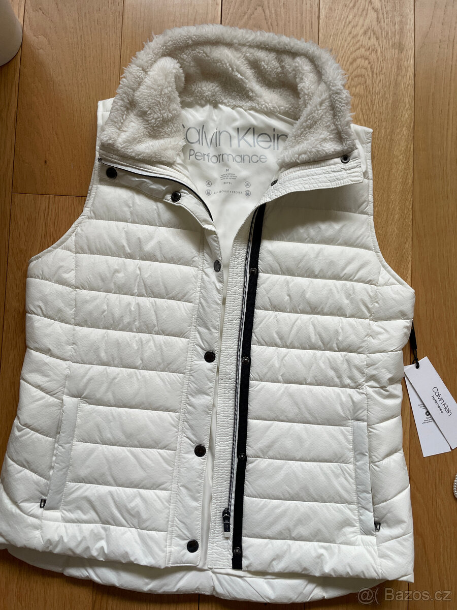 Nová bílá prošívaná vesta Calvin Klein Performance M - 11