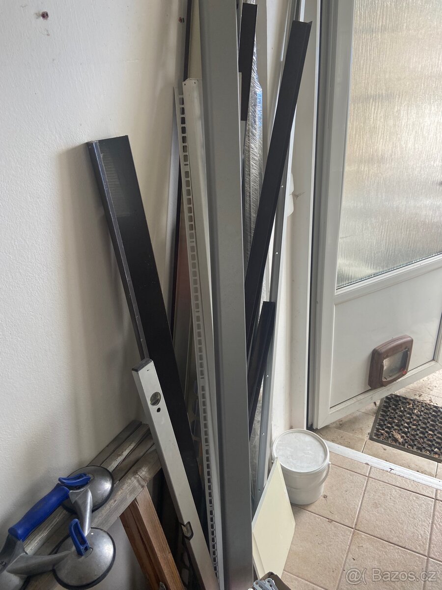 Okenní kování roto - 11